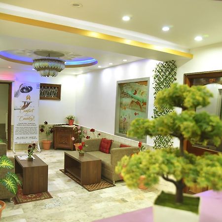 Rnb Select Vijay Delux Hotel Sultānpur Kültér fotó